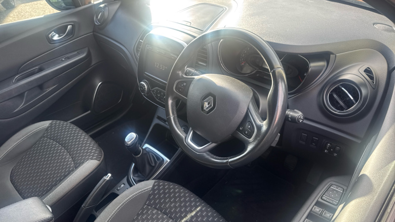 Renault Captur 0.9 TCE 90 Dynamique S Nav 5dr Petrol Hatchback